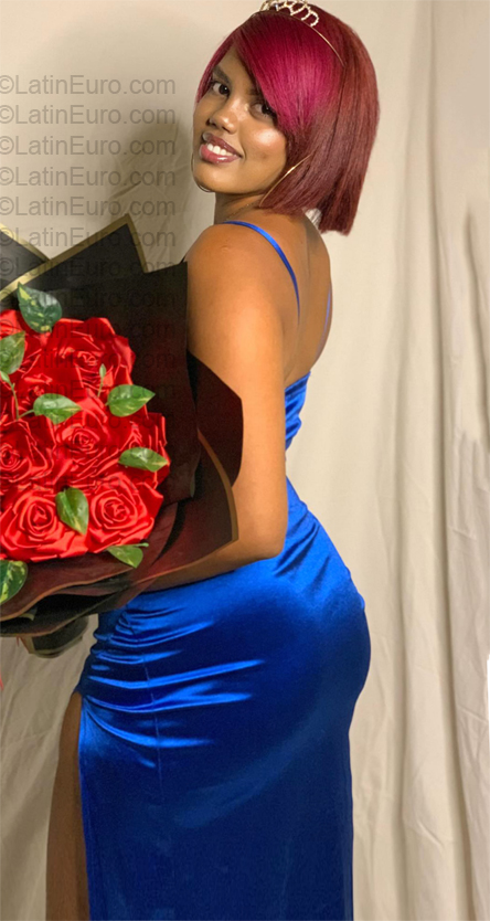 Date this sensual Dominican Republic girl Sahory from Puerto Plata DO57112