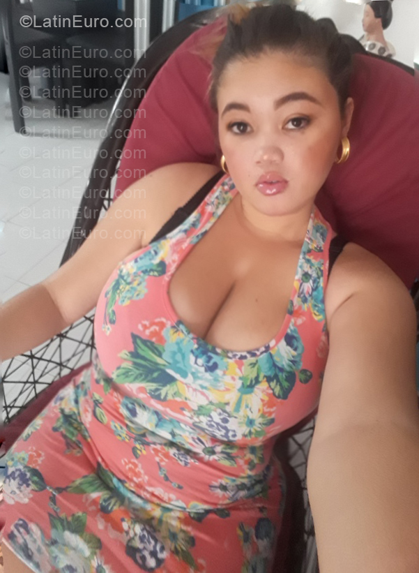 Date this attractive Dominican Republic girl Lorena from Santiago DO57219