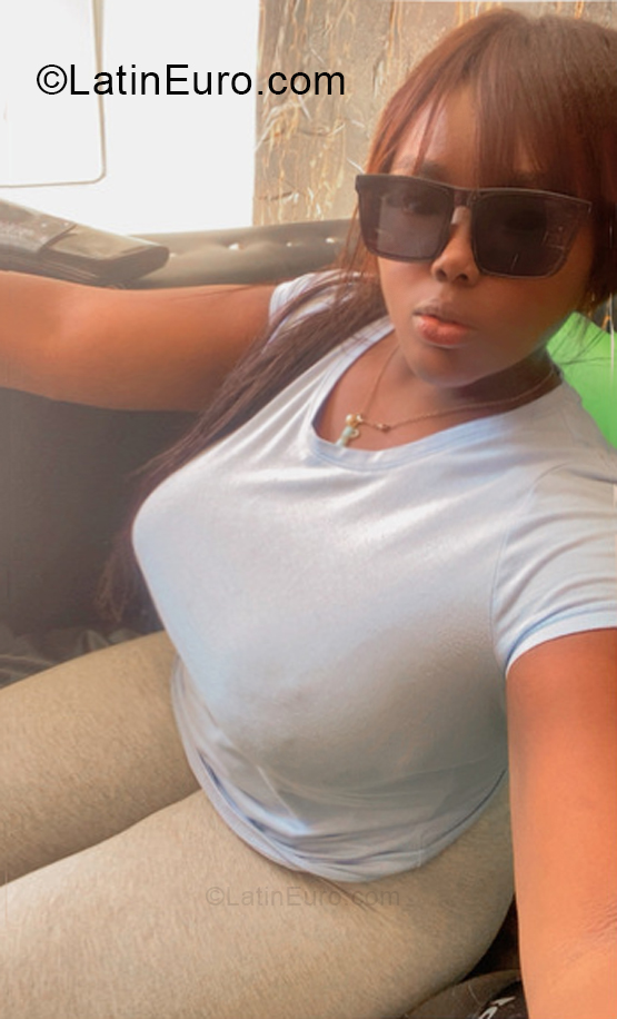 Date this charming Dominican Republic girl Luz from Santo Domingo DO57246